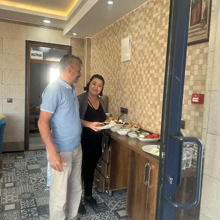 New Sirius Oda ve Kahvaltı Adana