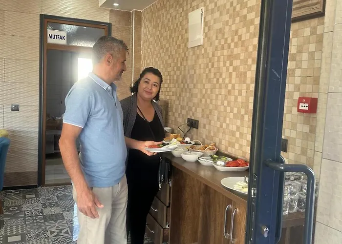 New Sirius Alojamento de Acomodação e Pequeno-almoço Adana