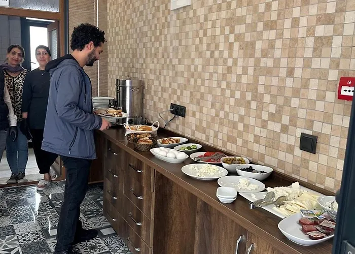 Alojamento de Acomodação e Pequeno-almoço New Sirius